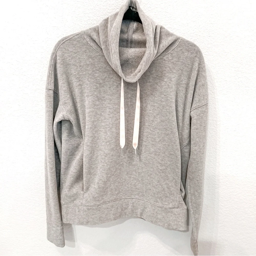 Lululemon Go Forward Fleece Pullover Heathered Core Light Gray Size 6 $108